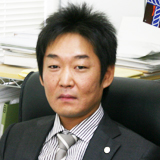 画像 スタッフ写真